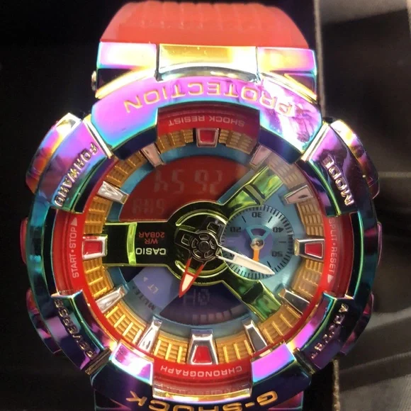 CASIO G-SHOCK GM-110RB-2AJF Metal レインボー Casio G-Shock watch